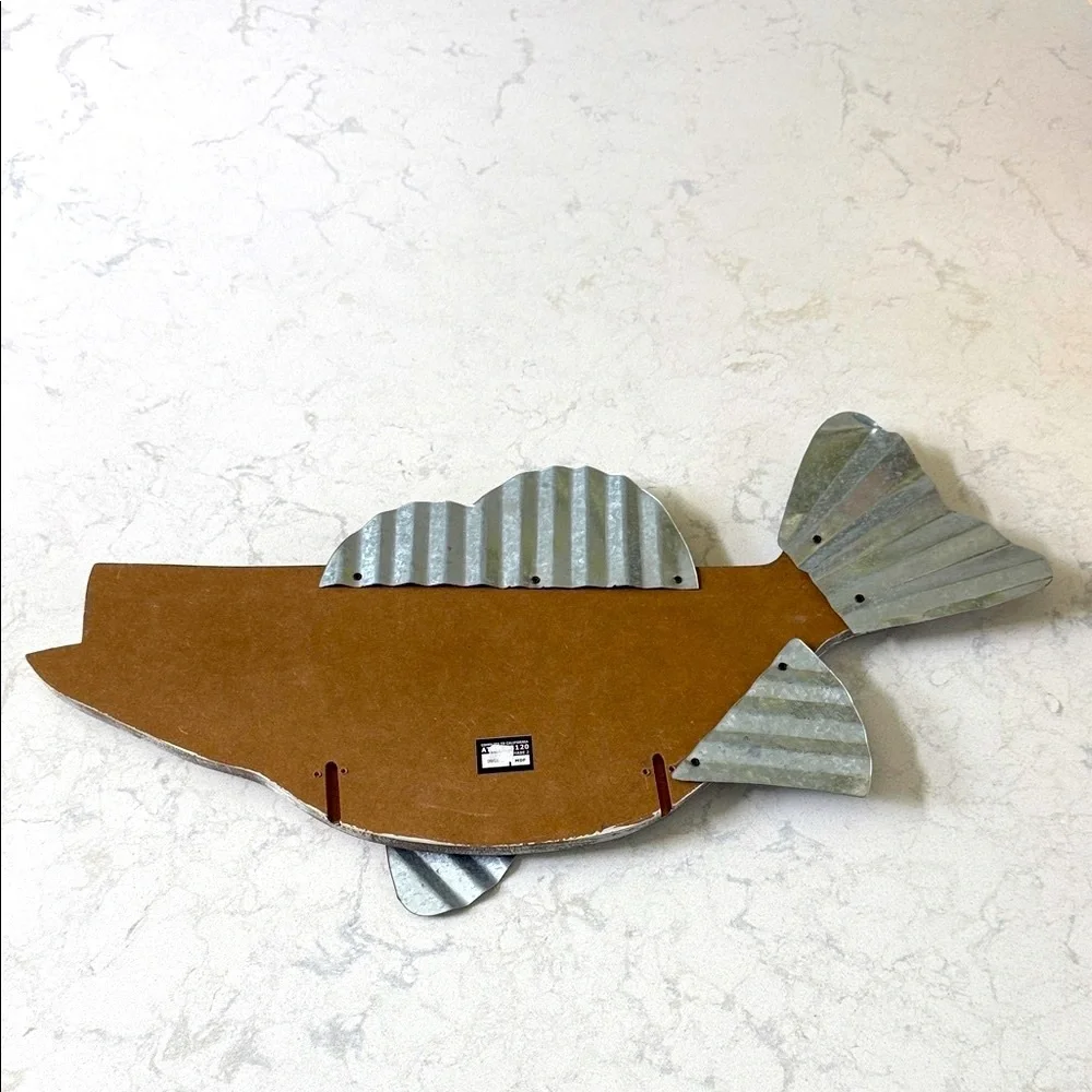 Rustic Wood & Corrugated Metal Fish Wall Decor